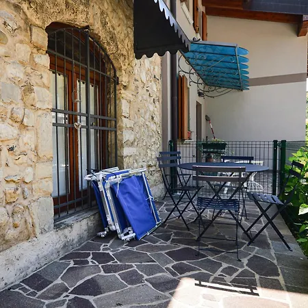 Di Iseo - View House * Tavernola Bergamasca